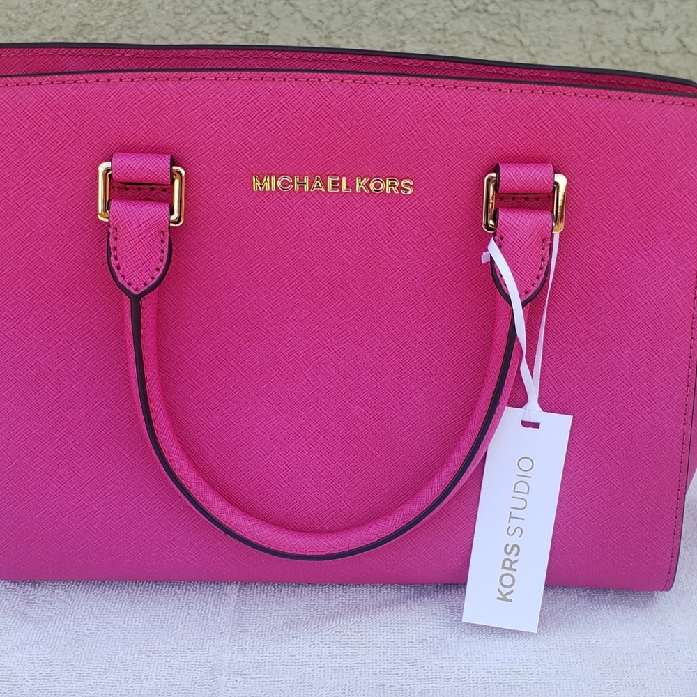Michael Kors Selma purse - Picture 4 of 7